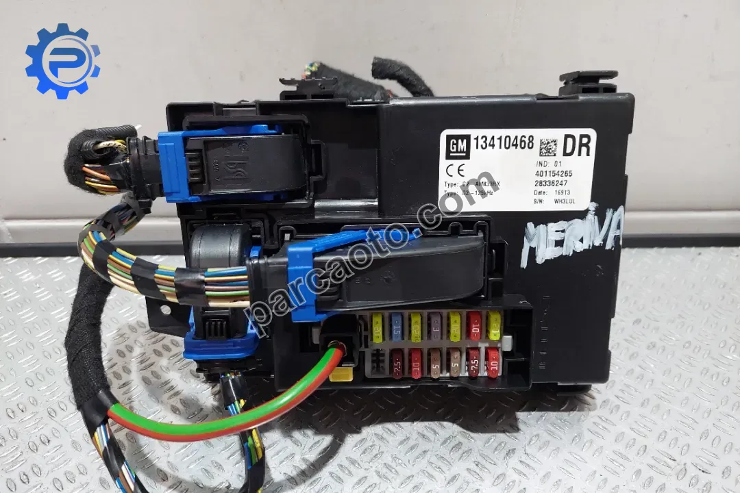 Opel merıva 1,4 2002-2010 orjınal çıkma bsi beyni/sigorta kutusu 13410468 93363136 93363140 24437030