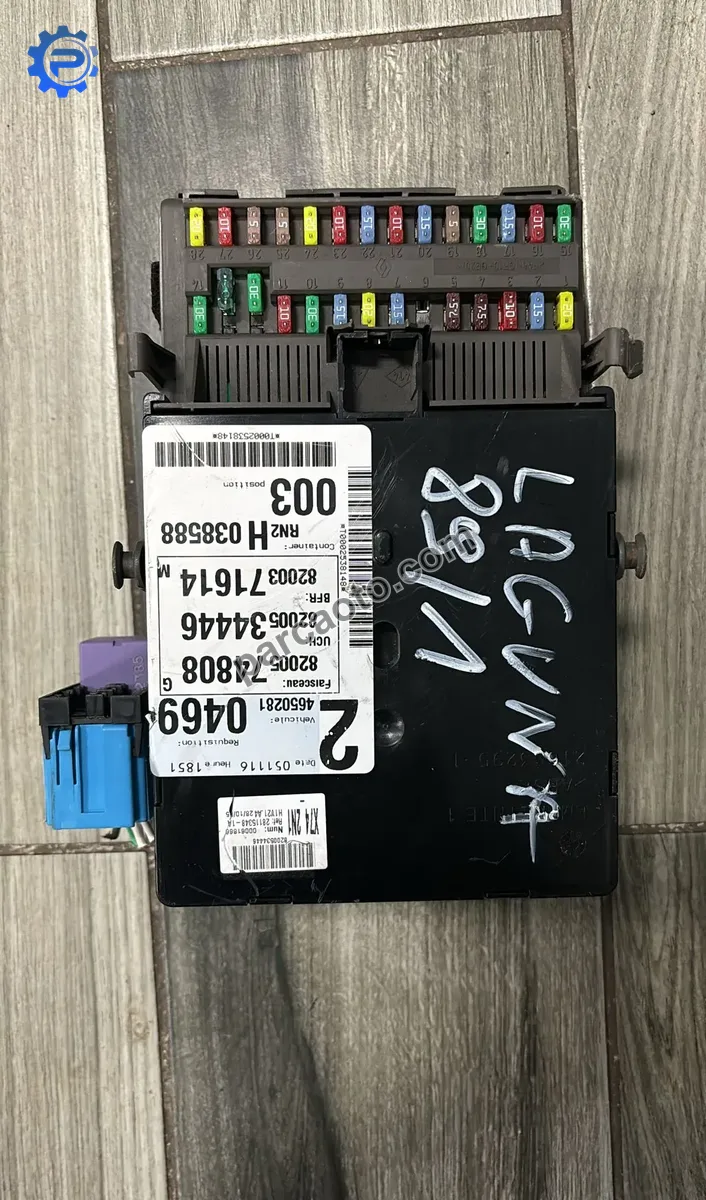 Renault laguna 2001-2007 orjınal çıkma bsi beyni/sigorta kutusu   8200534446
