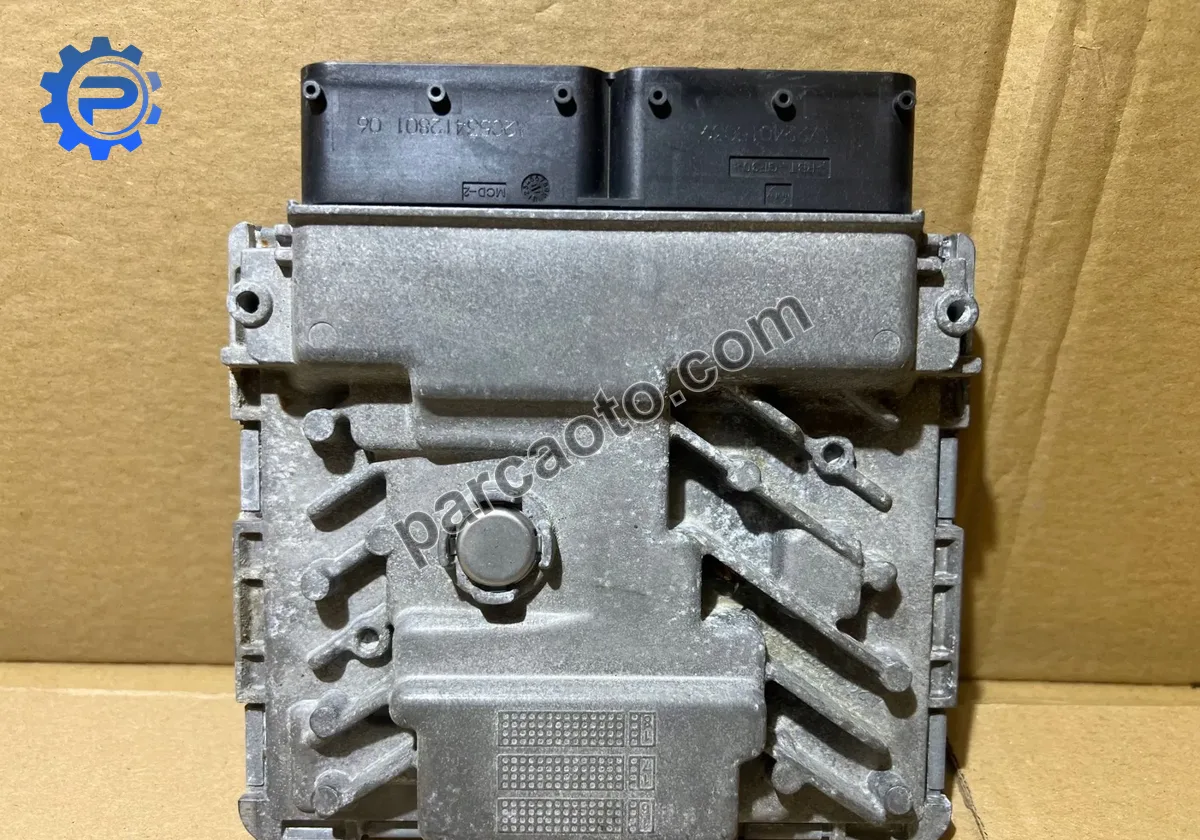 Audi q5  2.0 tfsi  orjınal çıkma ecu/motor beynı 06l907425c
