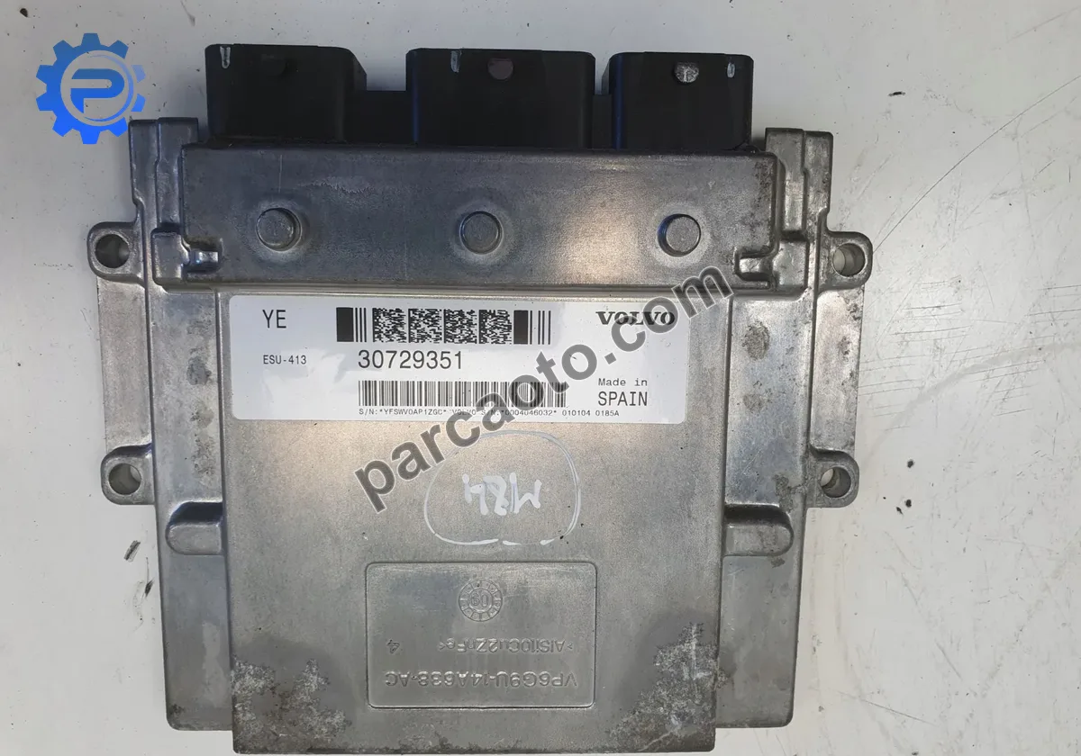 Volvo v70  2.0 2007   orjınal çıkma ecu/motor beynı  30729351 0261207392 / 28sa0000