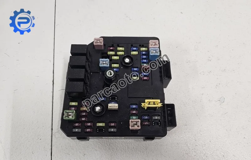 chevrolet captiva  2.2 c140 makyajlı  ORJINAL ÇIKMA BSİ BEYNİ/SİGORTA KUTUSU 95137841 95471068  95202894 95202895   95151084   96821082 22915543