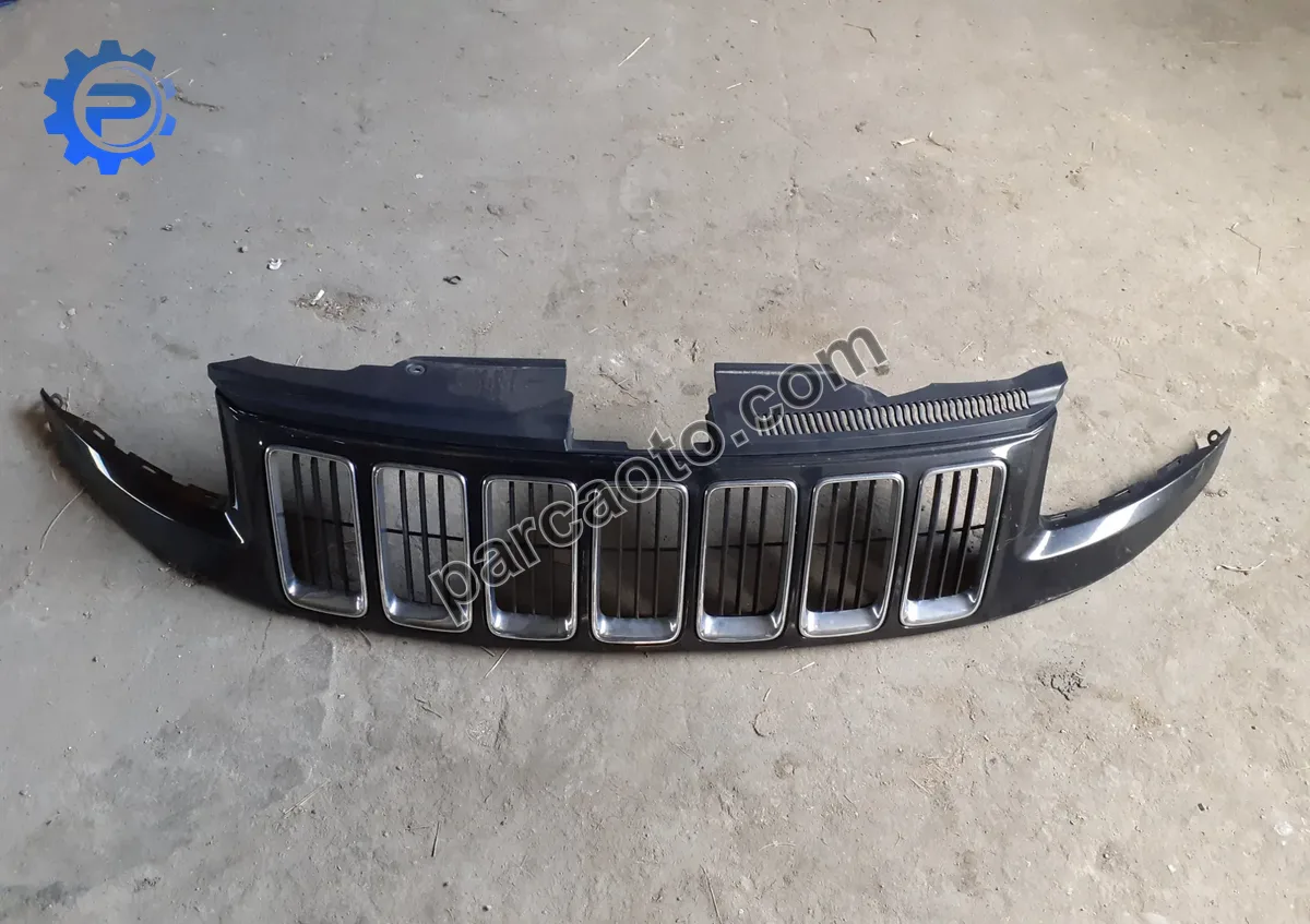 Jeep Grand Cherokee Ön panjur orjinal çıkma 12056