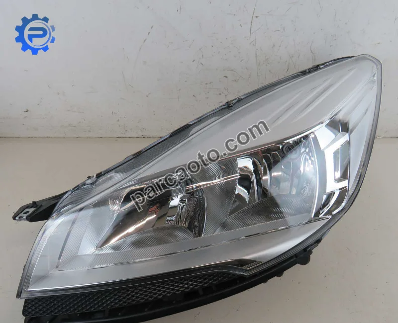 Ford Kuga ORJINAL ÇIKMA SAĞ SOL FAR CV44-13W030-AE 1782294, 1782296, 1807383, 1807384, GV41-13W029-BE, GV41-13W030-BE
