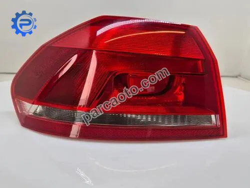 Volkswagen Passat 2016-2019 Sol Dış Orijinal Çıkma Stop Lambası