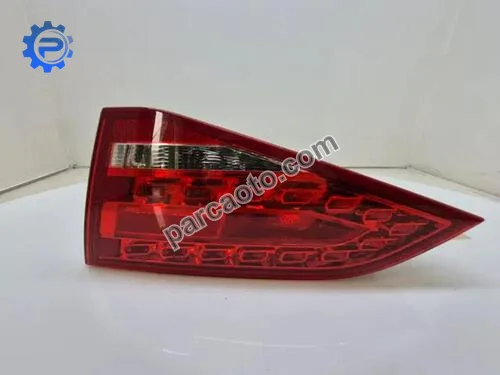 Audi A4 B8 2008-2012 Sağ İç Orijinal Çıkma Stop Lambası 8K5945094K