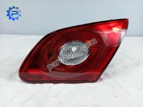 Volkswagen Passat B6 2005-2010 Orjinal Çıkma Sağ İç Stop Lambası 3C5-945-094-E