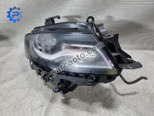Audi A4 B8 2011 - 2015 Orjinal Çıkma Sağ Far 8K0941004P