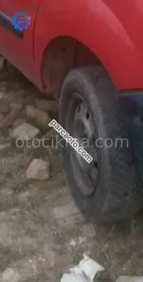 1998 model renault kangoo 1.9 çıkma sağ ön jant lastik