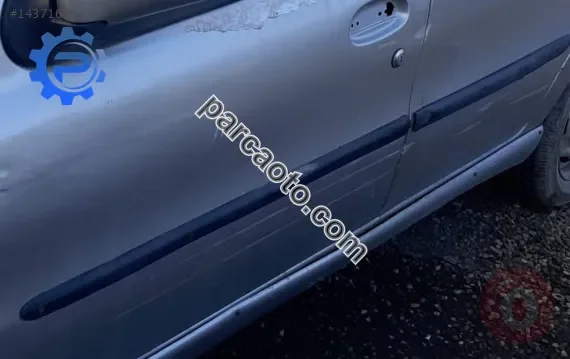 fiat albea çıkma sol takım kapı bandı