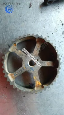 Kango 1.9 eksantrik dişlisi çıkma