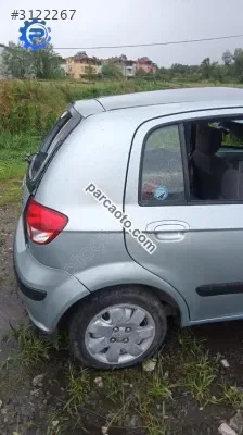 Hindai getz sağ arka çamurluk kesme yedek parça