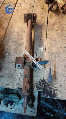 Mahindra direksiyon sütunu çıkma
