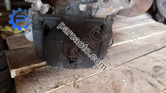 toyota corona çıkma sol ön kaliper