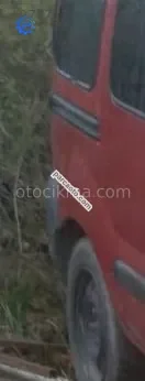 2001 model renault kangoo 1.9 kesme sağ arka çamurluk