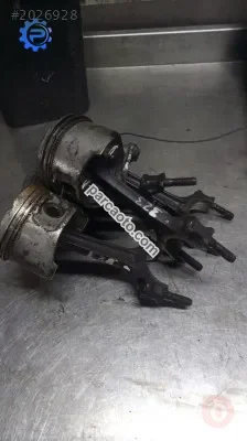 mazda 323 çıkma piston kolları