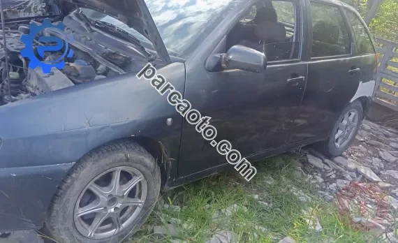 2011 model seat ibiza 16v çıkma sol yan panel