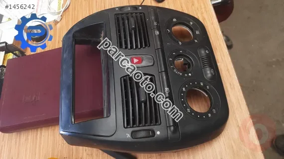 fiat bravo çıkma teyp çerçeve ızgara