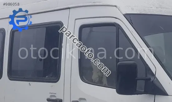 1998 mercedes sprinter 312d çıkma sağ takım kapı camı