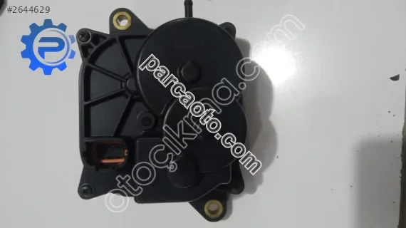 Nissan Motor Arazi Navara 4x4 07-19 Arka