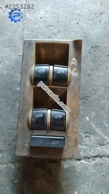Audi A6 sol ön cam düğmesi çıkma