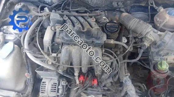 volkswagen  polo bora 1.6 16v akl motor
