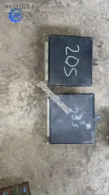 Pejo 205 sigorta kutusu