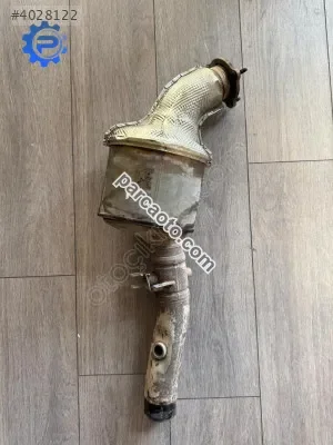 Egzoz Katalizörü Audi A6 40 TDI 2019-2025 8W0131703AQ
