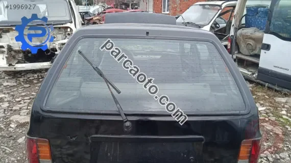 Ford Festiva bagaj camı çıkma