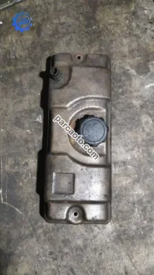Peugeot Citroen 1.4 benzinli külbiritor kapağı çıkma