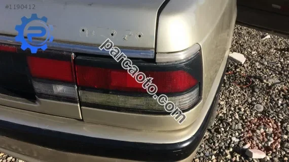1992 model mazda 626 çıkma sağ stop lambası