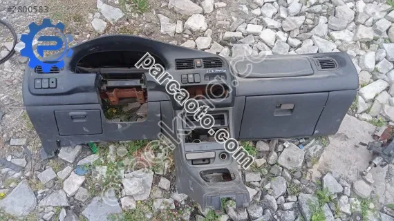 Mazda 323 family komple dolu torpido yedek parça