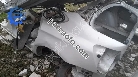 Citroen c5 3 kasa sol arka camurluk kesme yedek parça