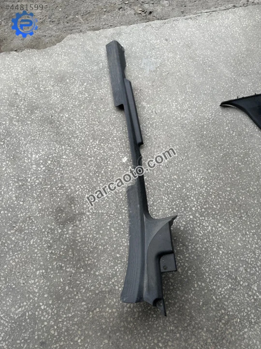 735386408 Fiat linea sol marşpiyel iç eşik kaplaması plastiği 735386408 Fiat linea sol marşpiyel iç eşik kaplaması plastiği