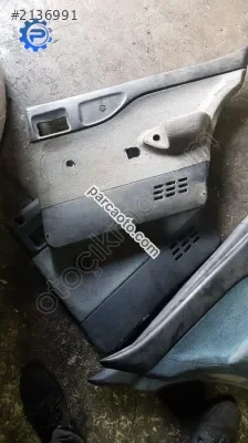 Tofaş Slx Sağ Arka Kapı Döşemesi çıkma