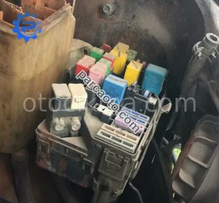 hyundai starex çıkma motor içi sigorta tablası