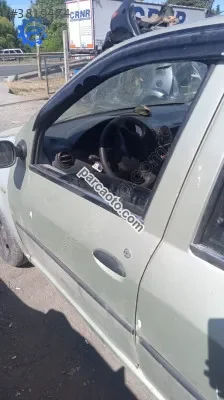 Dacia Logan sol ön kapi yedek parça