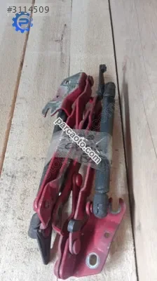 Polo clasic bagaj menteşeleri amasor  yedek parça