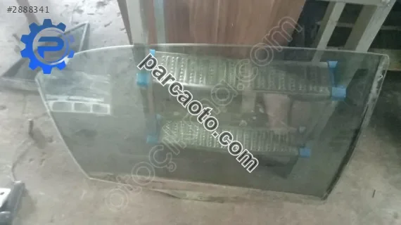 Fiat Marea sağ arka kapı camı yedek parça