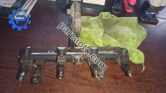 Peugeot 206  1.4 benzin enjektör takim
