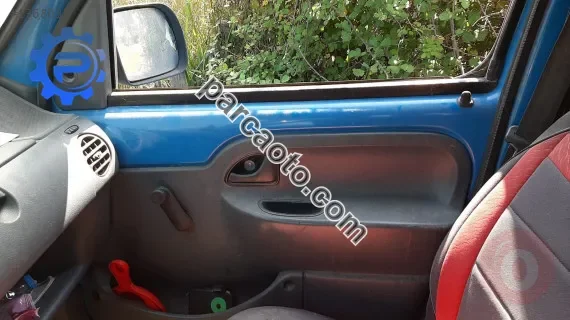 2002 model renault kangoo esprexx sökme sağ ön kapı döşemesi