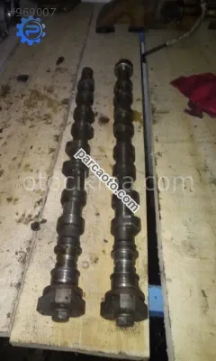 renault master 2 2.5 çıkma eksantrik mili