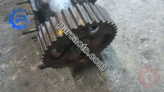 Trafik 1.9 eksantrik kasnağı çıkma