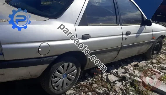 1997 ford escort 1.6 16v ztec çıkma sağ yan panel