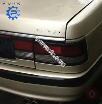 mazda 626 çıkma sağ stop lambası
