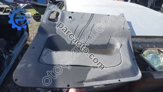 Pertner,berlingo sağ arka kapı döşemesi 2003 model üzeri yedek pa