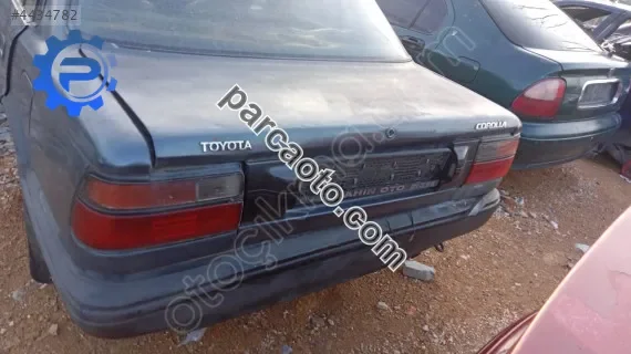 Toyota Corolla ae92 fındık kasa bagaj kapagi