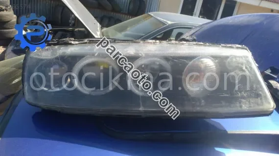 opel calibra 2.0 çıkma sağ far