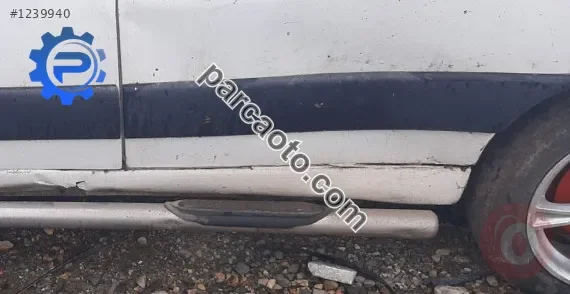 2000 model peugeot partner 1.9 d çıkma sol arka kapı bandı