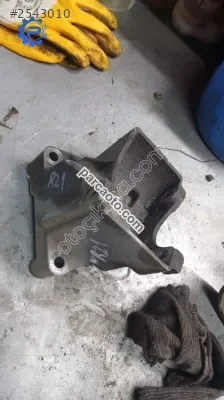 Renault 21 R21 Direksiyon Pompa Ayağı yedek parça