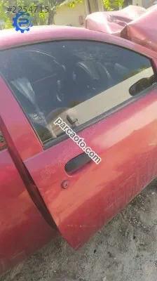 Ford Ka sağ ön kapı camı çıkma
